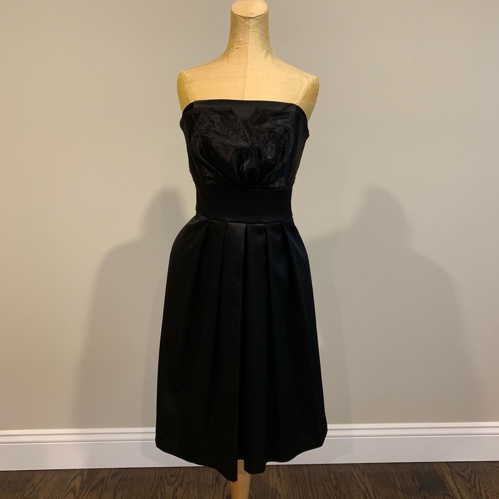 ⭐️LIKE NEW⭐️White House Black Market Formal Black